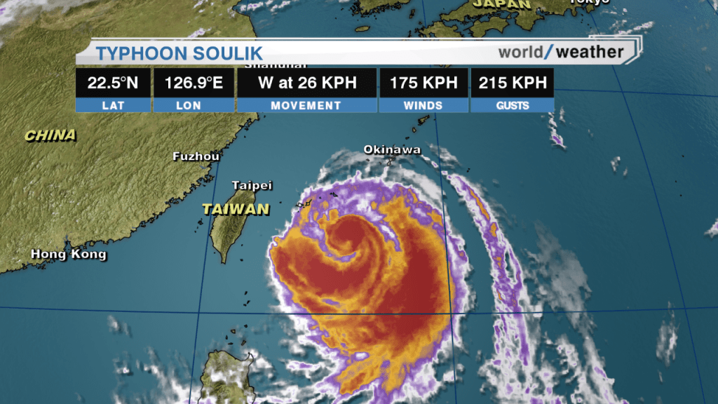 12 hours later, clouds have closed in on Soulik's eye.